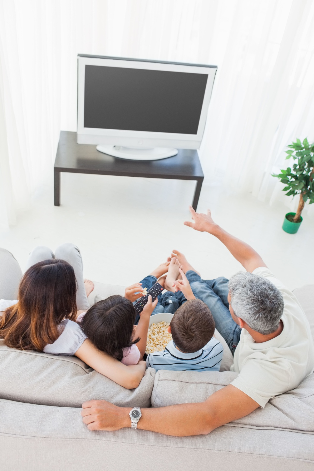 Reliable communication and entertainment solutions for everyday life in the UAE